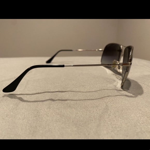 Original Ray Ban Sunglasses - Picture 4 of 4